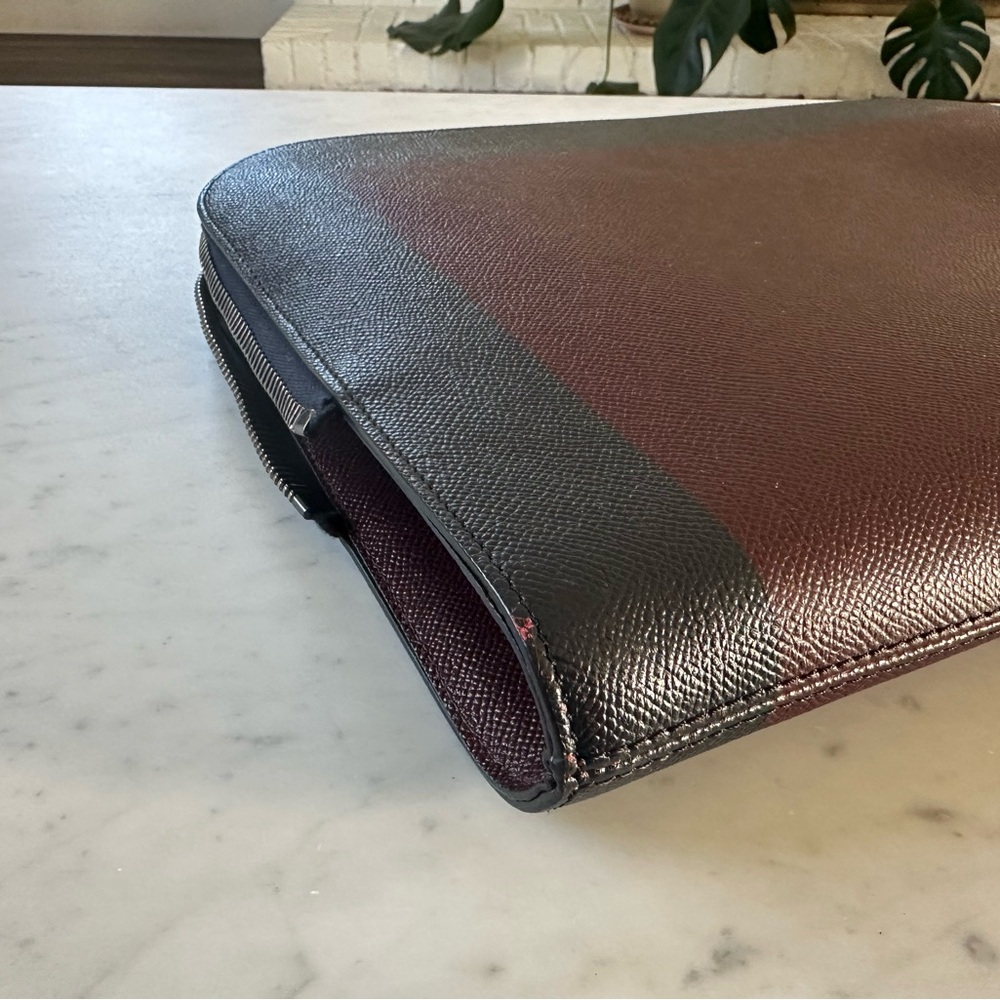 Burberry Zip Pouch / laptop sleeve - Picture 8 of 11